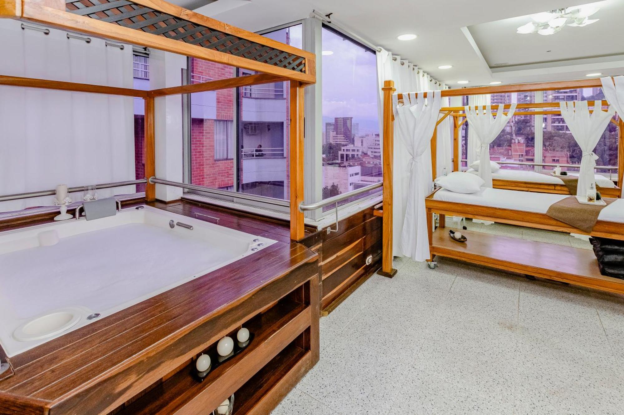 Hotel Du Parc Medellín Extérieur photo