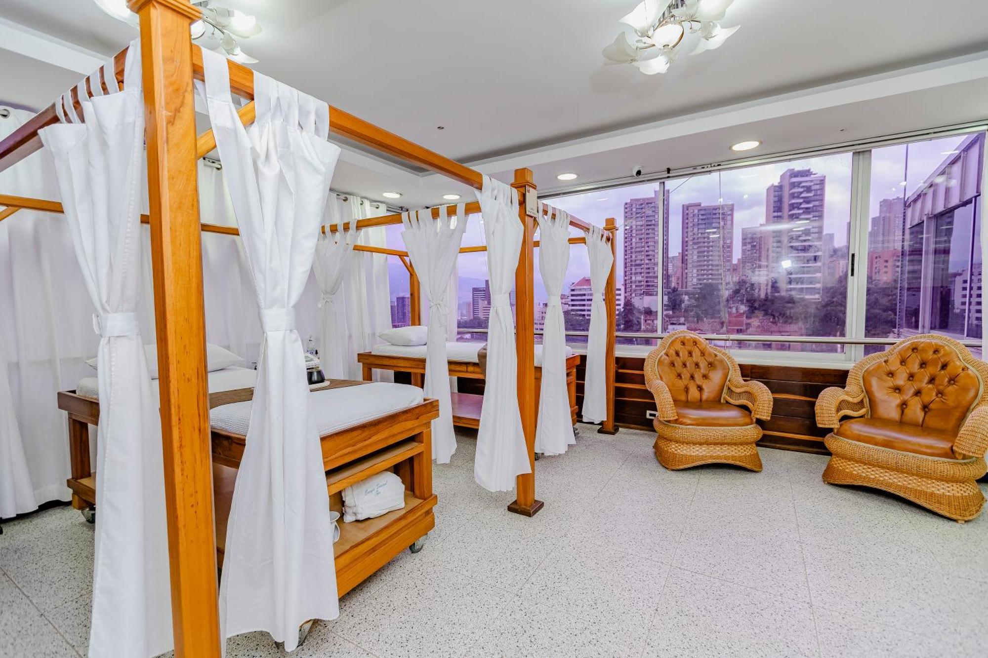 Hotel Du Parc Medellín Extérieur photo